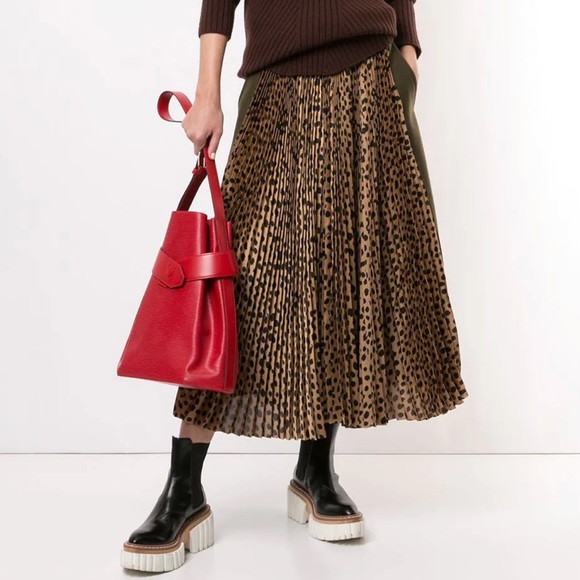 Louis Vuitton Red Sac de Paul Shoulder Bag - Picture 4 of 7